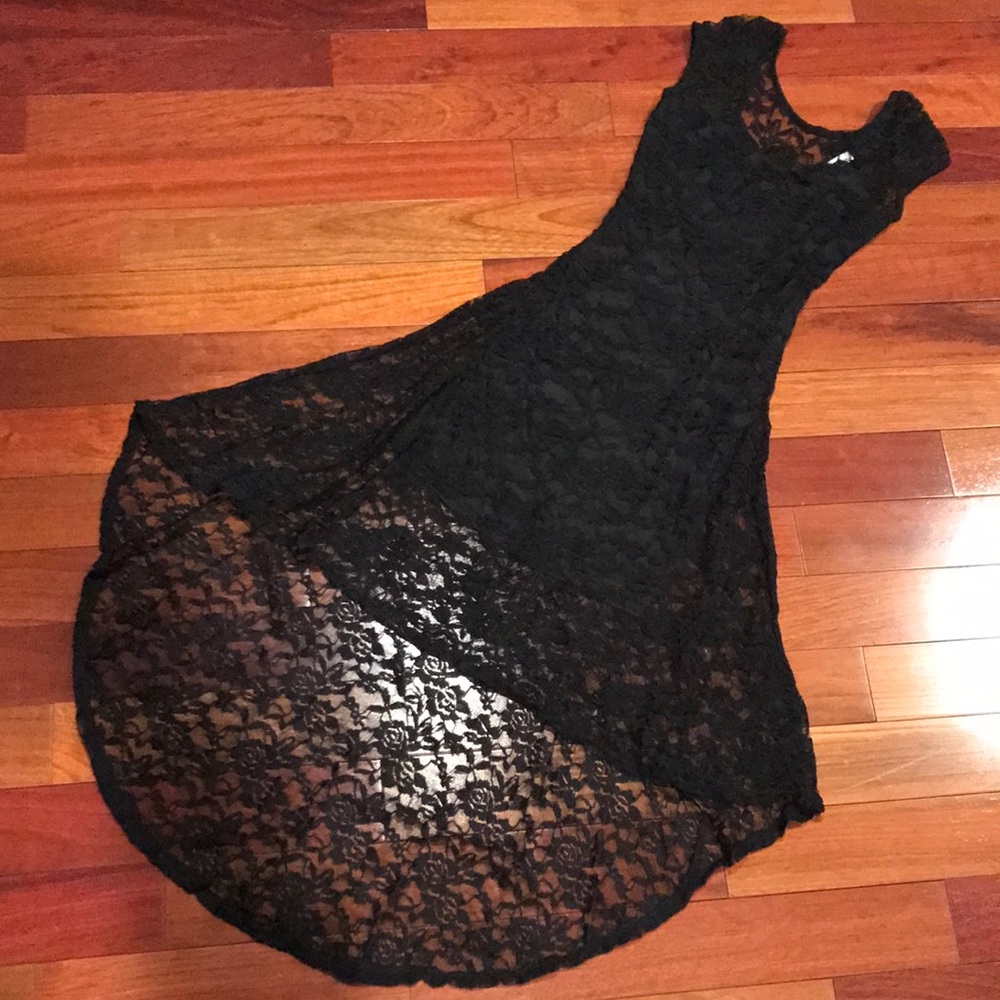 Black lace dress